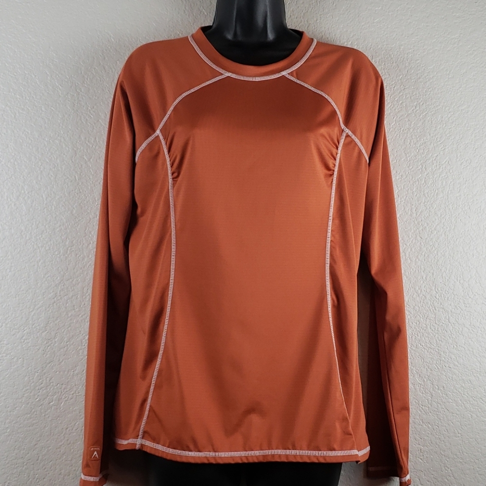 Antiqua | Women's Active Long Sleeve Work Out Top